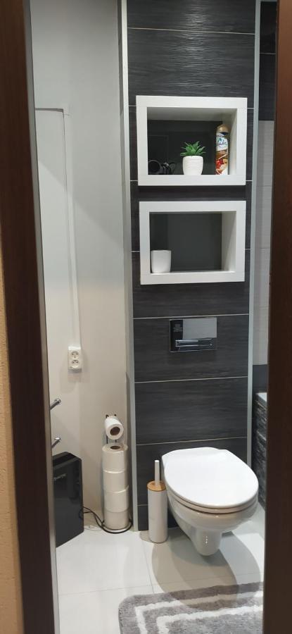 Apartament Kaja เชียเมโนวิเซ สลอสเก ภายนอก รูปภาพ